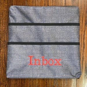 Thirty One Wall Together pocket board - like new